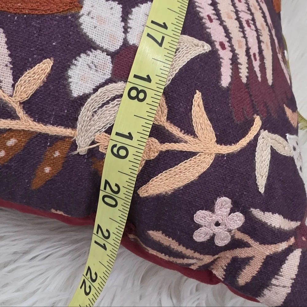 Floral embroidery Bugundy Set Of 2 Accent Pillows -